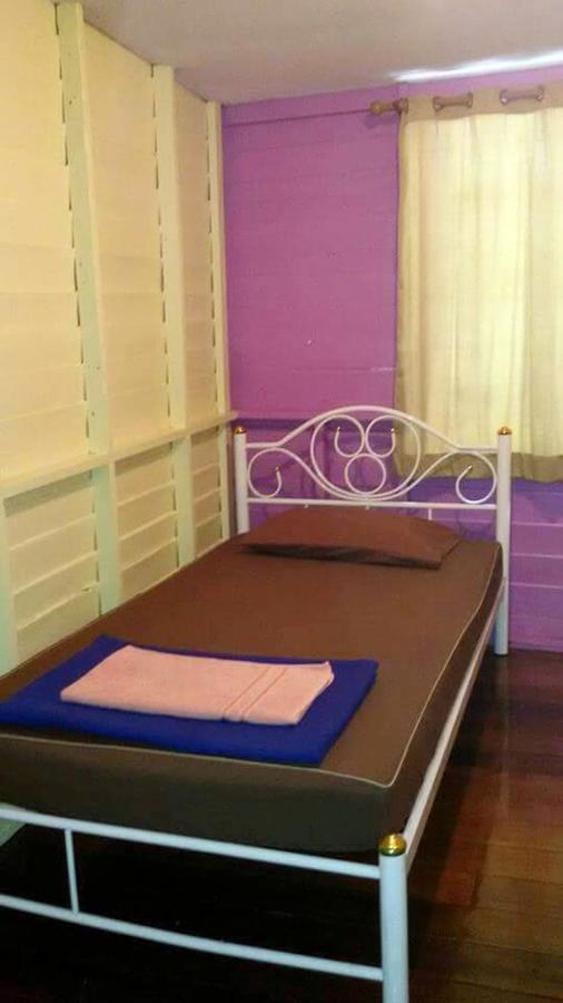 Bangkok House Hostel Phra Nakon Exterior photo